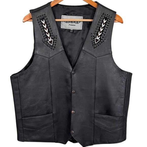 Vintage Leather Vest Tribal Beading Snap Close SZ 44 Traditional Native American - Picture 1 of 9